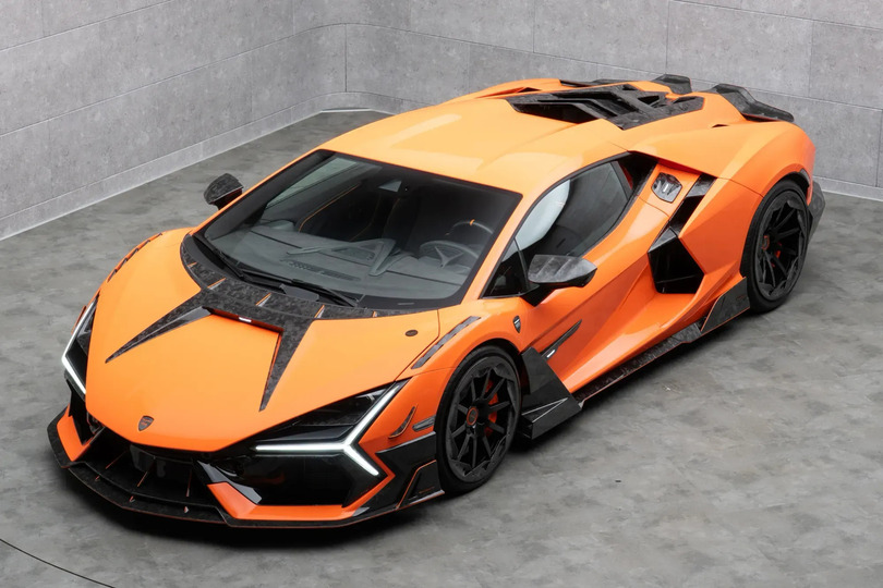 Lamborghini-Revuelto